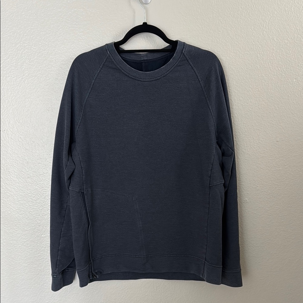 Lululemon x Barry’s Navy Blue Sweatshirt